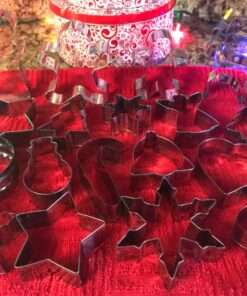 StarPack Metal Christmas Cookie Cutters Set (18pcs) - Favorite Christmas Cookie Cutter Shapes like Gingerbread Man, Star, Snowflake & other Classic Cookie Cutters Shapes - A Family Cookie Cutter Set 30 81eVeU3kspL