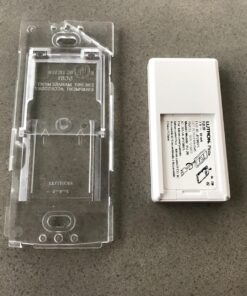 Lutron 2-Button Pico Smart Remote Control for Caseta Smart Switch, PJ2-2B-GWH-L01, White 1 Pack 52 81egvmuiMBL