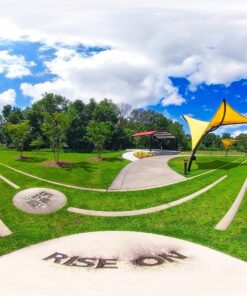 GoPro Camera Fusion - 360 Waterproof Digital VR Camera with Spherical 5.2K HD Video 18MP Photos 39 81ejGgUZKQL