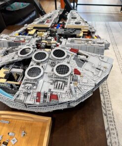 LEGO Star Wars Ultimate Millennium Falcon 75192 - Expert Building Set and Starship Model Kit, Movie Collectible, Featuring Classic Figures and Han Solo's Iconic Ship, Best Gift for Adults 82 81esacZOEdL