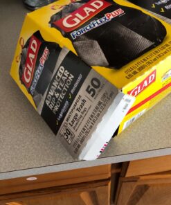 Glad Large Drawstring Trash Bags, ForceFlex 30 Gallon Black Trash Bags, 50 Count 50 Count (Pack of 1) 38 81f5ROpeZOL