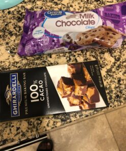 Nostalgia 8-Ounce Chocolate Fondue Fountain, Half-Pound Capacity, Easy to Assemble 3 Tiers, Perfect for Nacho Cheese, BBQ Sauce, Ranch, Liqueurs, 0.5 Pound, Brown 21 81fG0wjqukL