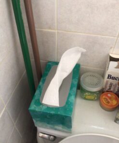 Kleenex Hand Towels (11268), Ultra Soft and Absorbent, Pop-Up Box, 18 Boxes / Case, 70 Paper Hand Towels / Box, 1,260 Sheets / Case 1260 Count (Pack of 1) White 38 81fL8EqqWOL