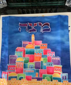 Rite Lite Jerusalem Design Matzah Cover - Stylish & Modern Pesach Seder Pouch Cover Matzah Hebrew Haggadah Traditional Jewish Holiday Party Decor Judaism Gifts 3 81fNKo3hhjL