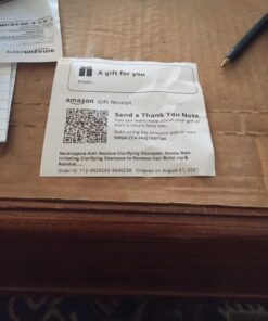 Neutrogena Anti-Residue Clarifying Shampoo, Gentle Non-Irritating Clarifying Shampoo to Remove Hair Build-Up & Residue, 6 Fl Ounce 6 Fl Oz (Pack of 1) 57 81hR0ZaDaPL