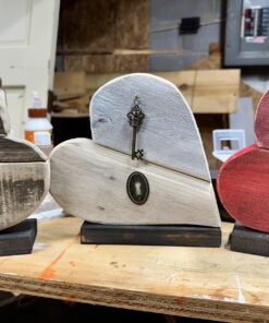 LURLIN Mixed Set of 30 Large Skeleton Keys with Antique Style Bronze Brass Skeleton Castle Dungeon Pirate Keys for Birthday Party Favors, Mini Treasure Toy Gifts, Medieval Middle Ages Theme 41 81iUGrMBLIL