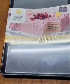 Wilton Easy Layers Sheet Cake Pan, 2-Piece Set, Rectangle Steel Sheet Pan 35 81ilIGcrYIL