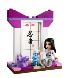 LEGO Friends Emma Karate Class 41003 16 81j6LNFYrIL