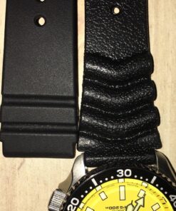 Seiko Original Rubber Curved Line Watch Band 22mm Divers Model and Genuine Seiko Spring Bars 50 81j6jg6PP9L
