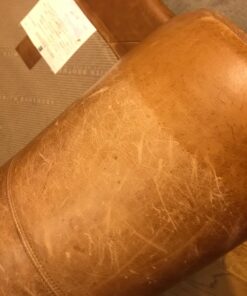 Chamberlain’s Leather Milk Furniture Treatment - All-Natural Leather Cleaner, Leather Conditioner for Couches and Living Room Furniture No 5, 6 Oz 57 81jAiRY00EL