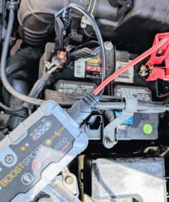 NOCO Boost Sport GB20 500 Amp 12-Volt UltraSafe Lithium Jump Starter Box, Car Battery Booster Pack, Portable Power Bank Charger, and Jumper Cables for Up to 4-Liter Gasoline Engines, 400 Amps,Black 59 81jmVXOzwNL