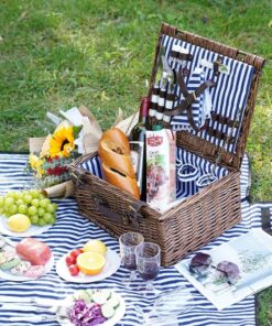 Alternative view of Wicker Picnic Basket for 4 with Soft Picnic Blanket, Picnic Set for 4 with Beach Mat, Willow Hamper Service Gift Set for Camping and Outdoor Party Best Gifts 15.5" For 4
