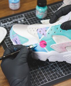 Angelus Brand Acrylic Leather Paint Waterproof 1oz - Flat Black & Flat White Duo 19 81jrwjDE8RL