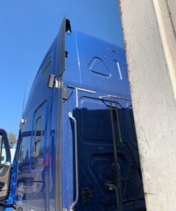 Auxbeam 7" LED Light Bar Flood Led Work Light 36W Off Road Driving Lights for JeepTruck 4x4 Military Mining Boating Farming and Heavy Equipment 41 81kCr2yyobL