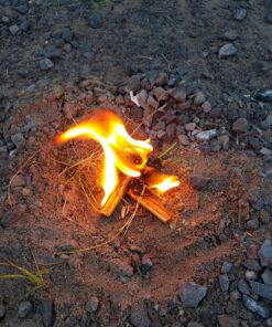 Fatwood 100% Natural Firestarter Sticks Hand Cut in The USA Ferro Rod Ferrocerium Flint Jute Fatwood Chips Striker Tin Container Survival Emergencies Camping Steve Kaeser Since 1989 30 81kcLchOzqL