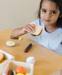 Melissa & Doug Food Groups - 21 Wooden Pieces and 4 Crates, Multi - Play Food Sets For Kids Kitchen, Pretend Food, Toy Food For Toddlers And Kids Ages 3+ 29 81kqSYM8tyL 2