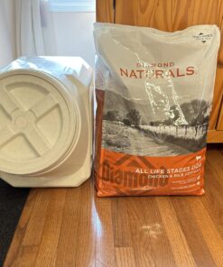 Gamma2 Vittles Vault Stackable Dog Food Storage Container, Up to 60 Pounds Dry Pet Food Storage, Made in USA 57 81lPiMPRzlL