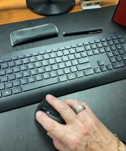 Microsoft Wireless Desktop 900 - Black. Wireless Keyboard and Mouse Combo. Right/Left Hand Use Mouse. USB Connectivity 48 81lb1vbnHcL