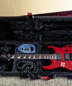 Gator Cases Molded Flight Case For Strat/Tele Style Electric Guitars With TSA Approved Locking Latch (GTSA-GTRELEC) 59 81lmShtHd6L