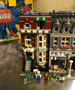 LEGO 10218 Creator Pet Shop 50 81m8omwzKL