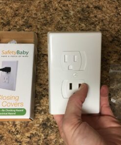 Jambini Self-Closing Outlet Covers - An Alternative To Socket Plugs - 3 pack 48 81mSp1keduL