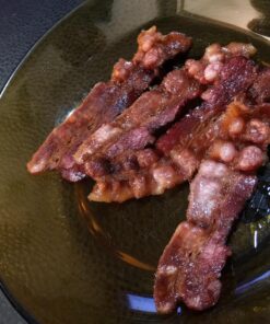 MSC International 78416 Joie Piggy Microwave Bacon Tray with Splatter Lid, Holds 4-5 Strips of Bacon, 10.5 x 8.5 x 2 44 81mU17EeEoL