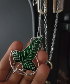 The Noble Collection Lord of The Rings: LóRien Leaf Brooch 31 81n0Bv6hDnL