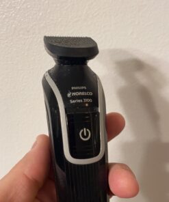 Philips Norelco Multigroom 3100 with 5 attachments and skin-friendly blades, QG3330/49 81 81niNWS5mJL