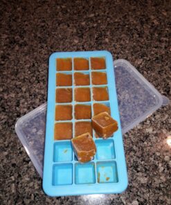 Mirenlife Ice Cube Trays Silicone with Lids, BPA Free Ice Cube Tray, Silicone Ice Trays for Chilled Drinks, Whiskey & Cocktail, 21 Cubes, Blue, Set of 2 13 81nswTwvrcL