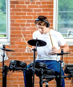 Alesis Nitro Mesh Kit - Electronic Drum Set with Quiet Mesh Pads, USB MIDI, Kick Pedal and Rubber Kick Drum, 40 Kits, 385 Sounds, Drum Lessons 1st Generation 54 81o14Ah4M9L