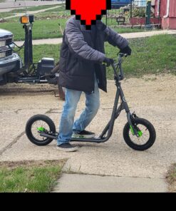 Mongoose Expo Youth Kick Scooter, Suggested for Riders with Ages 6 to 9 Years Old, Max. Weight of 175 lbs., Front and Rear Caliper Brakes, Rear Axle Pegs, 12-Inch Inflatable Wheels Green/Grey 40 81o8YuTK4GL