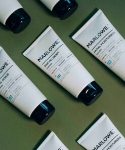 MARLOWE. No. 122 Men's Facial Scrub 6 oz, Light Daily Exfoliating Face Cleanser with Natural Aloe & Green Tea Extracts, Fresh Pine & Agarwood Scent 6 Fl Oz (Pack of 1) 15 81oDyauUCuL