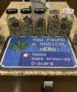 AMZUShome Fermenting Lids Kit Waterless Airlock For Wide Mouth Mason Jar Fermentation Not Crock Pots,Make Sauerkraut,Kimchi,Pickles Or Fermented Foods.4 Pack+1 Pump(Black) Black 4 24 81okxjP2QZL