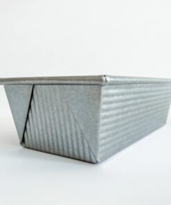 Alternative view of USA Pan Nonstick Standard Bread Loaf Pan, 1 Pound, Aluminized Steel