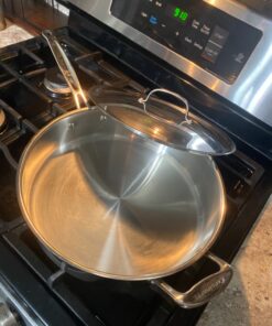 Cuisinart Stainless Steel, 5.5 Quart Sauté Pan w/ Cover, Helper Handle, Chef's Classic, 733-30H 27 81pmHrQe9TL