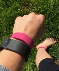 RiptGear Mosquito Bracelets - 15 Pack of Mosquito Bracelets for Kids and Adults, Insect Bracelet, Citronella Wristband - DEET Free Mosquito Wristbands, Camping Accessories 31 81qUneJZitL