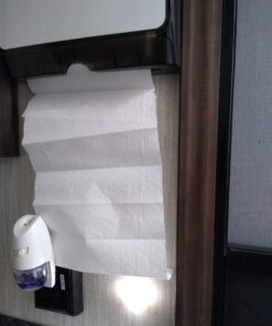 Scott Control Hand Towels Slimfold (04442) with Fast-Drying Absorbency Pockets, White, 90 Towels / Clip, 24 Packs / Case, 90 Count (Pack of 24) 38 81qbJFxOtxL