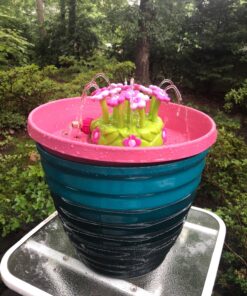 Melissa & Doug Sunny Patch Pretty Petals Flower Sprinkler Toy With Hose Attachment 30 81qpZTLiPvL