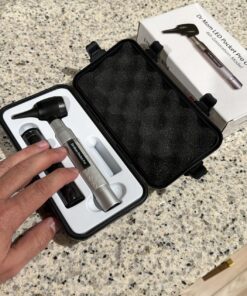 【Lifetime Warranty】4th Generation Doctor Mom LED Pocket Pro Otoscope with both Adult and Pediatric Disposable Specula Tips, Battery, and Protective Hard Plastic Case 23 81rqdZW1seL