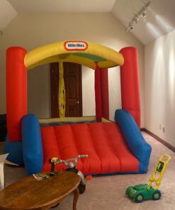 Little Tikes Jump 'n Slide Bouncer with Arched Canopy Overhead Cover, Plus Heavy Duty Blower, Stakes, Repair Patches, and Storage Bag |3-Kid Capacity, Ages 3-8 Years 37 81s0Rk2LqSL