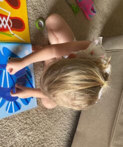 Melissa & Doug Tape Activity Book: 4 Rolls of Easy-Tear Tape and 20 Reusable Scenes 39 81sd 3grvL