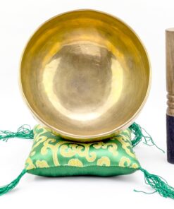 6-Inch Handmade Tibetan Singing Bowl ~ Superb B Crown Chakra Balancing ~ Best use for Meditation, Sound Healing, Cleansing, Mindfulness & Relaxation ~ Cushion & Sueded Leather wooden Mallet included 19 81sgCKHQLTL