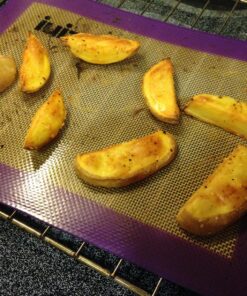 Kitzini Silicone Baking Mat Set. Non-Stick Silicone Mats for Baking. BPA Free Baking Sheets. Professional Grade Silicon Baking Sheet. INCL. 2 Half Sheets & 1 Quarter Silicone Baking Mats 2 Half & 1 Quarter Baking Sheets 39 81stll7p0uL