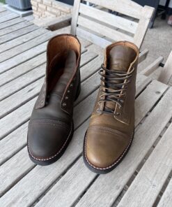 Obenauf's Leather Oil - Leather Conditioner - Restore and Protect Leather Boots, Jackets, Purses as Well as Car Leather, Leather Furniture and Much More - Made in The USA (8oz with Applicator) 8 Fluid-oz 25 81tAa9Awt L