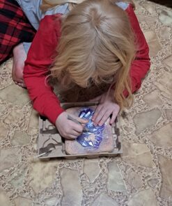 NATIONAL GEOGRAPHIC Mega Gemstone Dig Kit – Dig Up 15 Real Gemstones and Crystals, Science/Mining Kit for Kids, Gift for Girls and Boys, Rock Collection (Amazon Exclusive) 39 81uLKK9CjjL