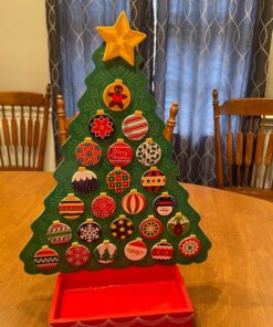 Melissa & Doug Countdown to Christmas Wooden Advent Calendar - Magnetic Tree, 25 Magnets , Orange Santa 72 81uTcmn ijL