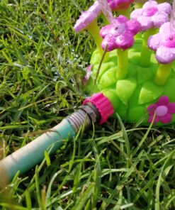 Melissa & Doug Sunny Patch Pretty Petals Flower Sprinkler Toy With Hose Attachment 28 81ucp4xuOZL