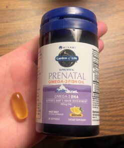 Garden of Life Oceans Mom Prenatal Fish Oil DHA, Omega 3 Fish Oil Supplement - Strawberry, 350mg Prenatal DHA Pregnancy Fish Oil Support for Mamas, Babys Brain & Eye Development, 30 Small Softgels 30 81ufAuZ5 YL