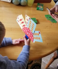 Gamewright - The Original Little Hands Playing Card Holder - Card Game Accessory for Kids - Ages 3 and Up - Perfect for Family Game Night! , 5" 29 81unFptftlL