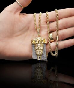 L & L Nation 14K Gold Plated Men's Iced Out Crown Jesus Pendant Necklace with CZ Simulated Diamonds and 30" Cuban Chain jesus piece - Religious Jewelry Hip hop Jewelry for Men and Women 13 81uoiwraPwL